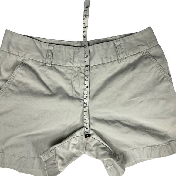 J. Crew Chino Shorts City Fit Mid Rise Light Stone Khaki Women's 4 Casual Cotton - Picture 9 of 9